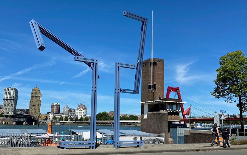 Kinetisch kunstwerk van Dik Box